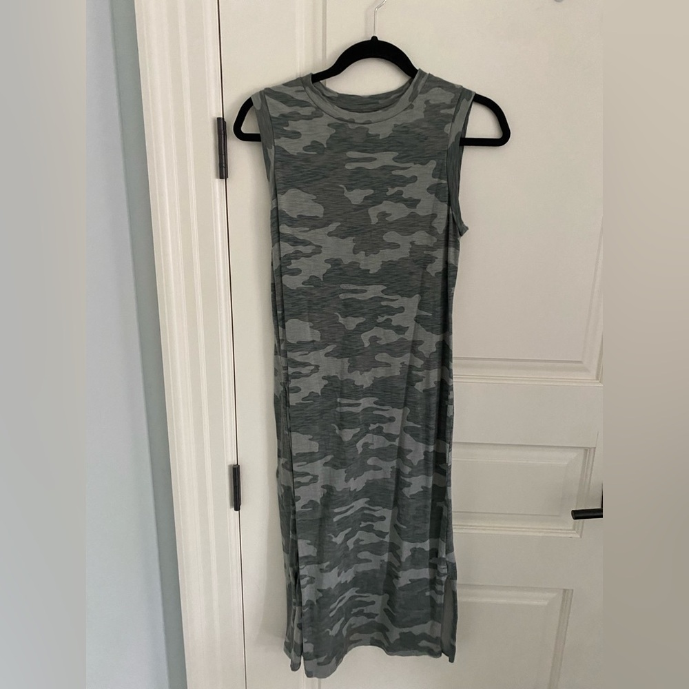 Universal thread maxi dress